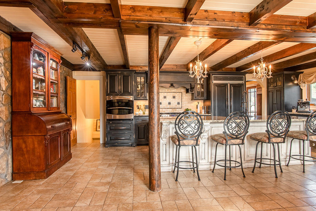 8 Maddox Lake Road Summerville, GA 30747 - Photo 20 of 136 GOURMET KITCHEN