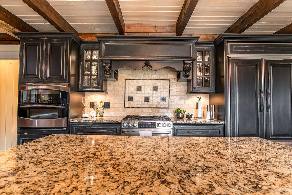 8 Maddox Lake Road Summerville, GA 30747 - Photo 22 of 136 GOURMET KITCHEN