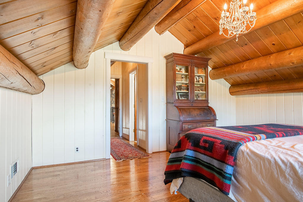 8 Maddox Lake Road Summerville, GA 30747 - Photo 29 of 136 BEDROOM UPSTAIRS