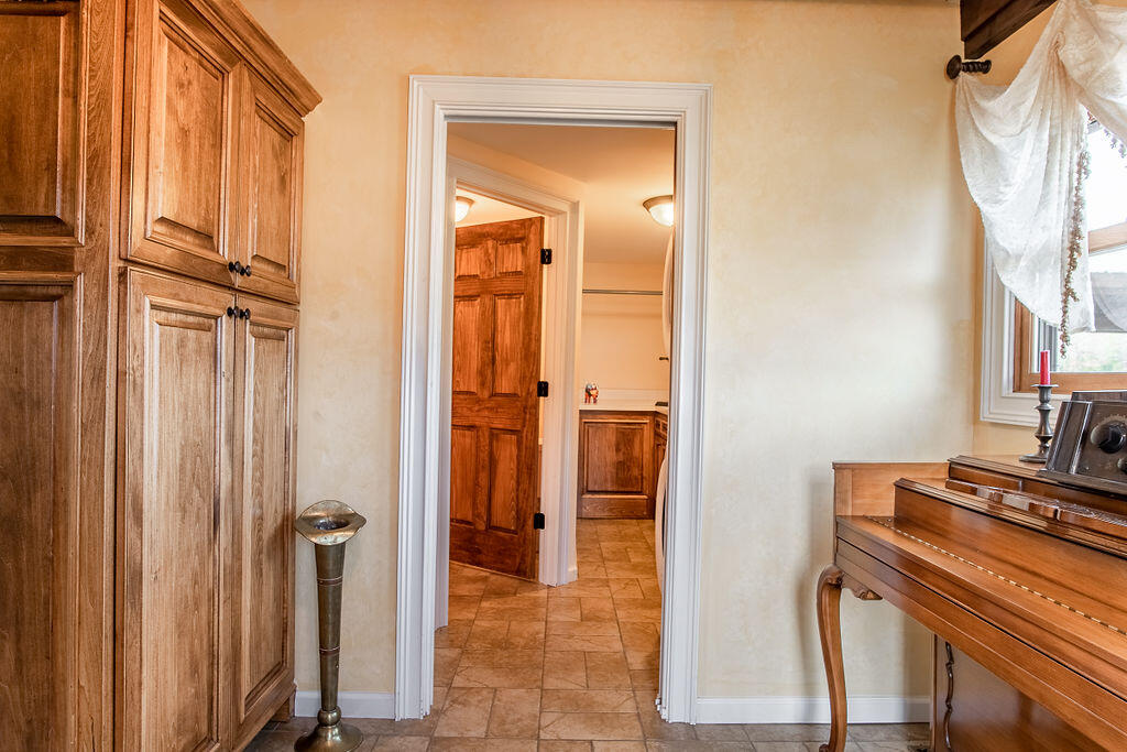 8 Maddox Lake Road Summerville, GA 30747 - Photo 55 of 136 MUDROOM