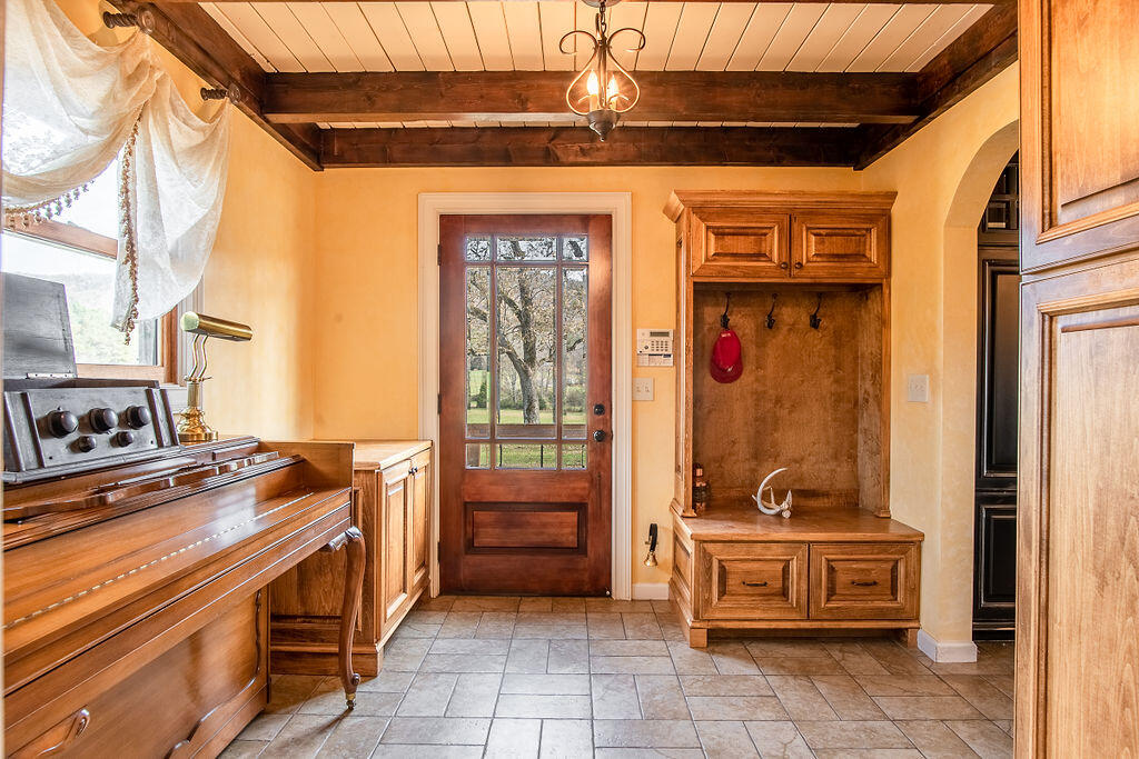 8 Maddox Lake Road Summerville, GA 30747 - Photo 57 of 136 MUDROOM