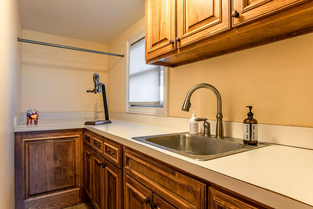 8 Maddox Lake Road Summerville, GA 30747 - Photo 58 of 136 LAUNDRY ROOM