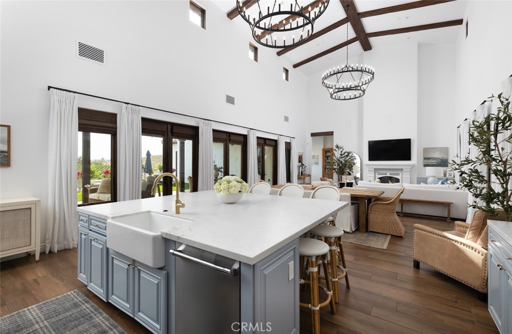 33240 La Serena Way Temecula, CA 92591 - Photo 13 of 75 Custom kitchen with Venetian white marble