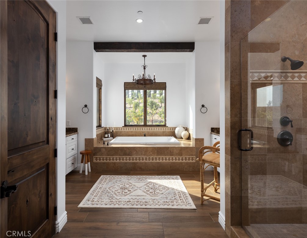 33240 La Serena Way Temecula, CA 92591 - Photo 23 of 75 Primary bath
