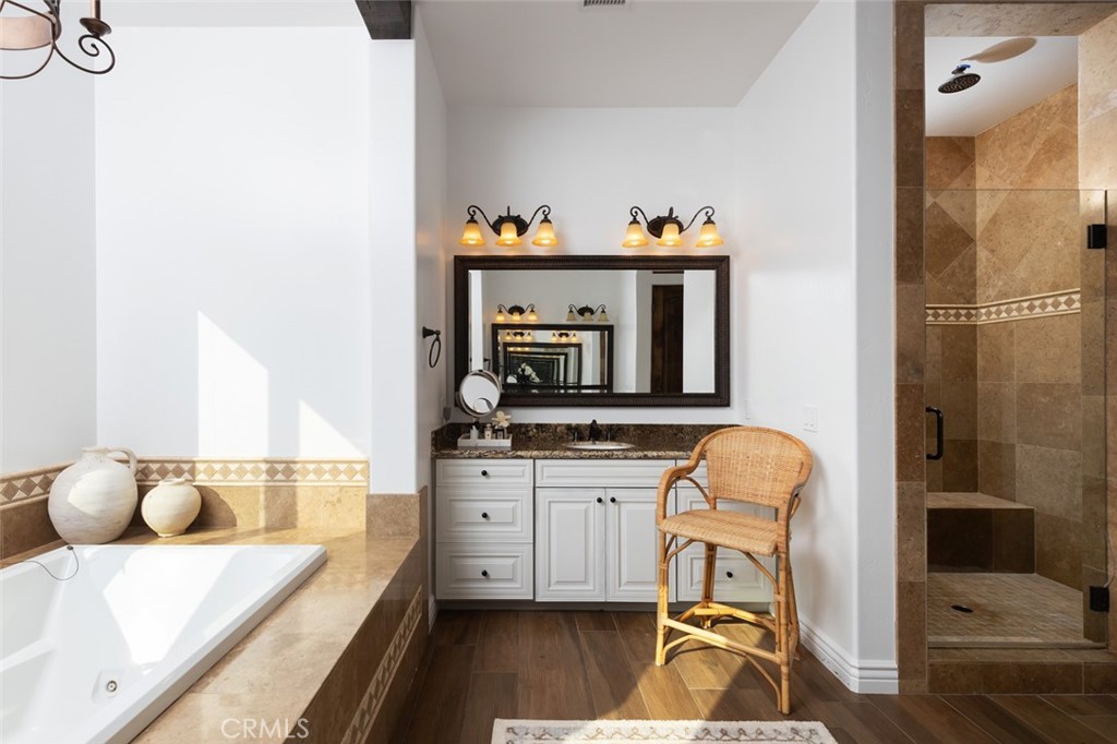 33240 La Serena Way Temecula, CA 92591 - Photo 25 of 75 a living room with furniture and flat screen tv