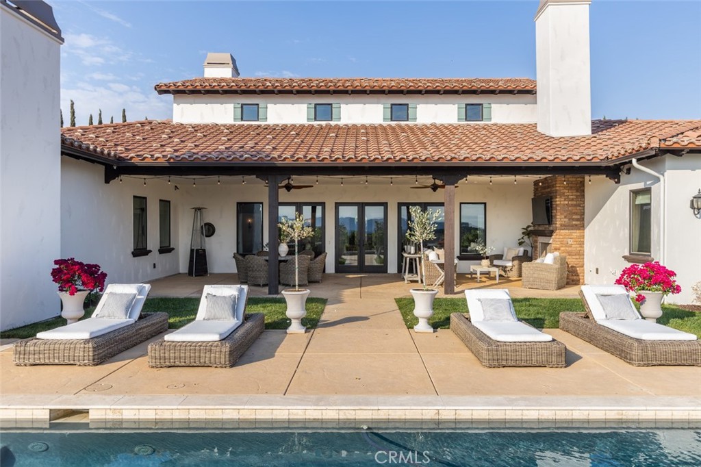 33240 La Serena Way Temecula, CA 92591 - Photo 65 of 75 a view of a house with sitting area