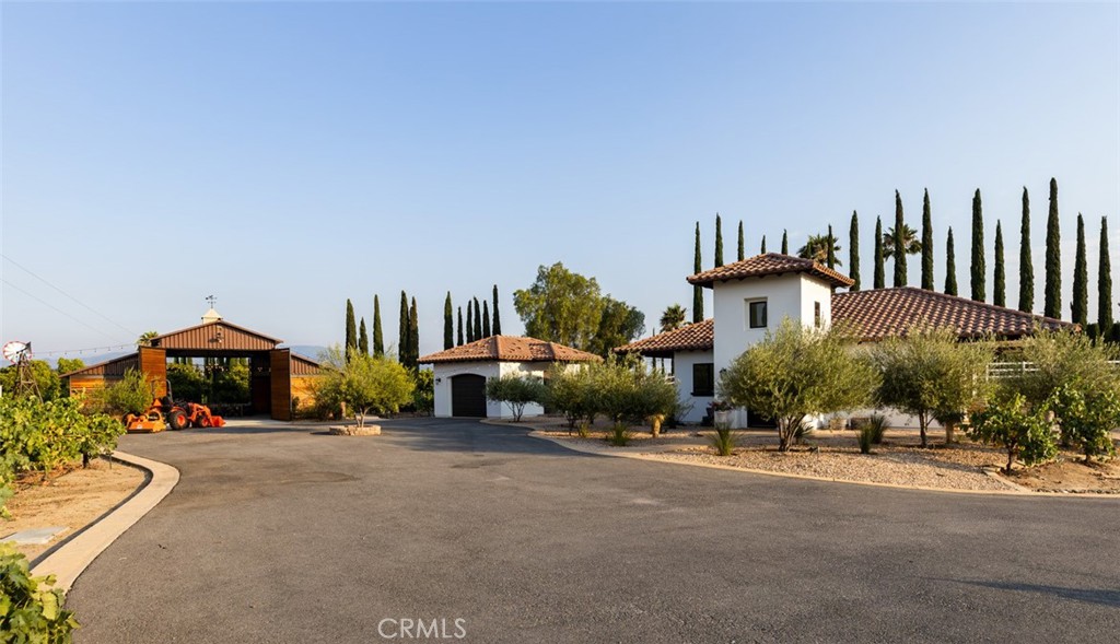 33240 La Serena Way Temecula, CA 92591 - Photo 66 of 75 a view of a street with cars