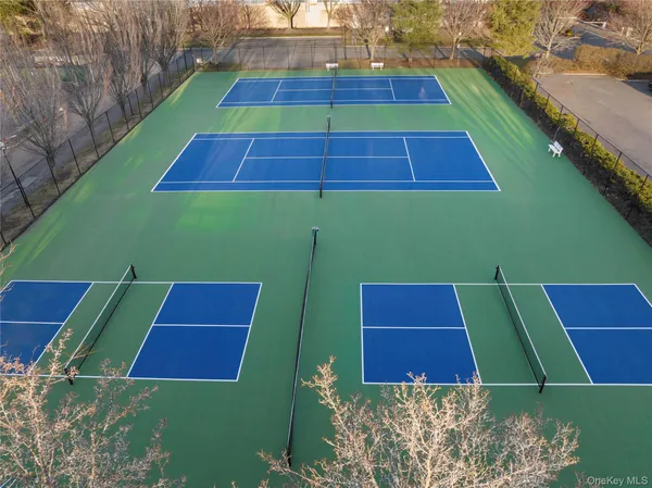 a view of a tennis court