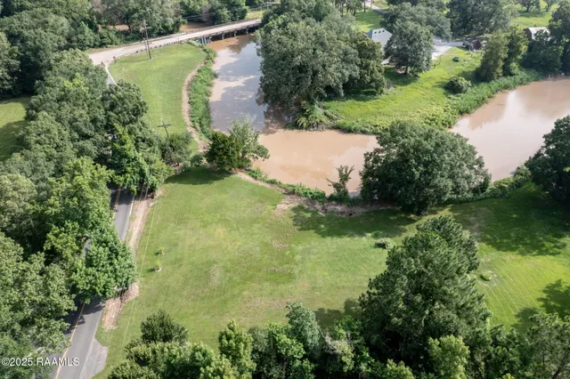 $39,000 | 12101 Pumping Plant Road, Abbeville, LA 70510