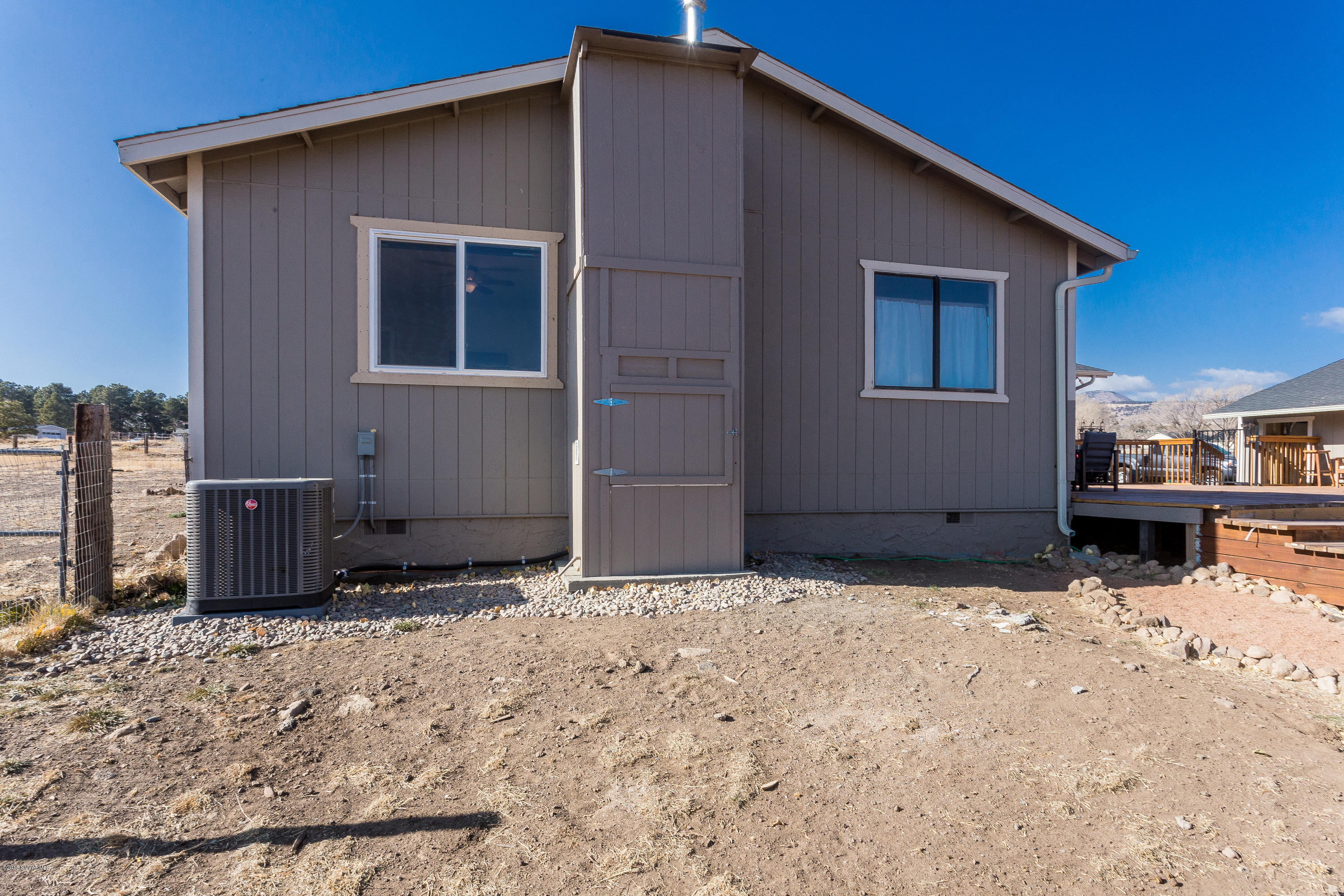 11905 Hamilton Road Flagstaff, AZ 86004 - Photo 25 of 29 025_Back of Home