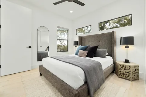$520,000 | 1183 Oak Grove Avenue, Unit 2, Austin, TX 78702