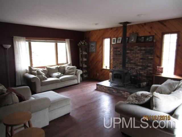 191 Nee Jee Road Negaunee, MI 49866 - Photo 6 of 20 Gallery Image 6