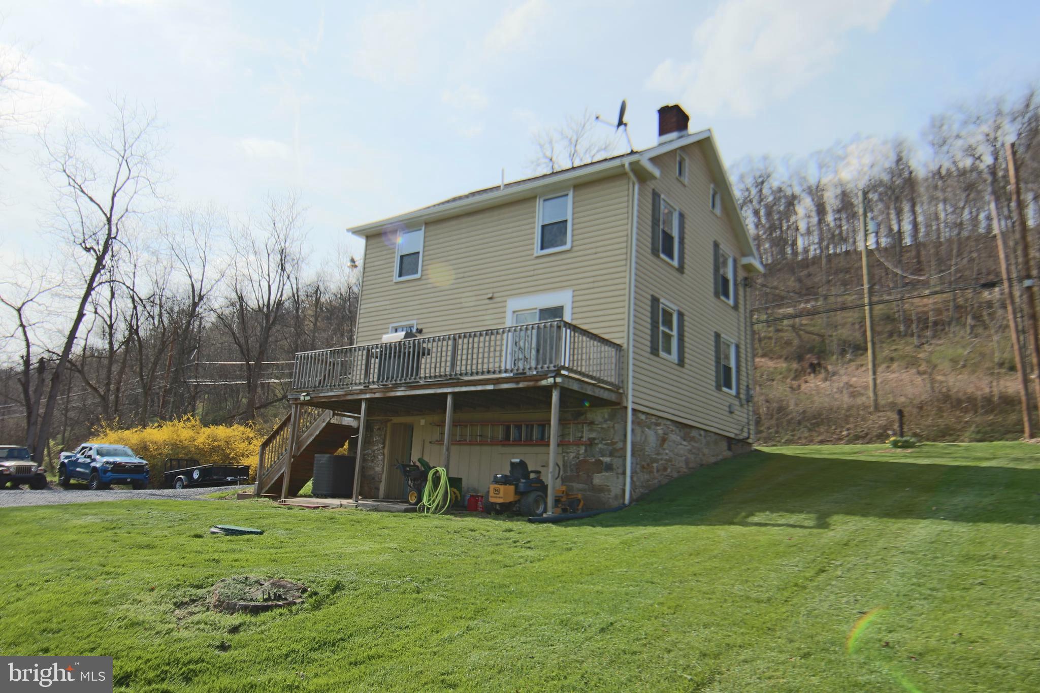 2147 Jericho Road New Bloomfield, PA 17068 - Photo 7 of 34