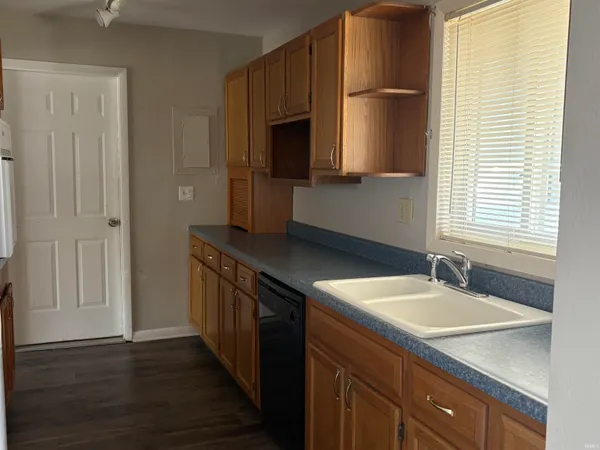 $1,000 | 1010 North Lincoln Street, Peru, IN 46970