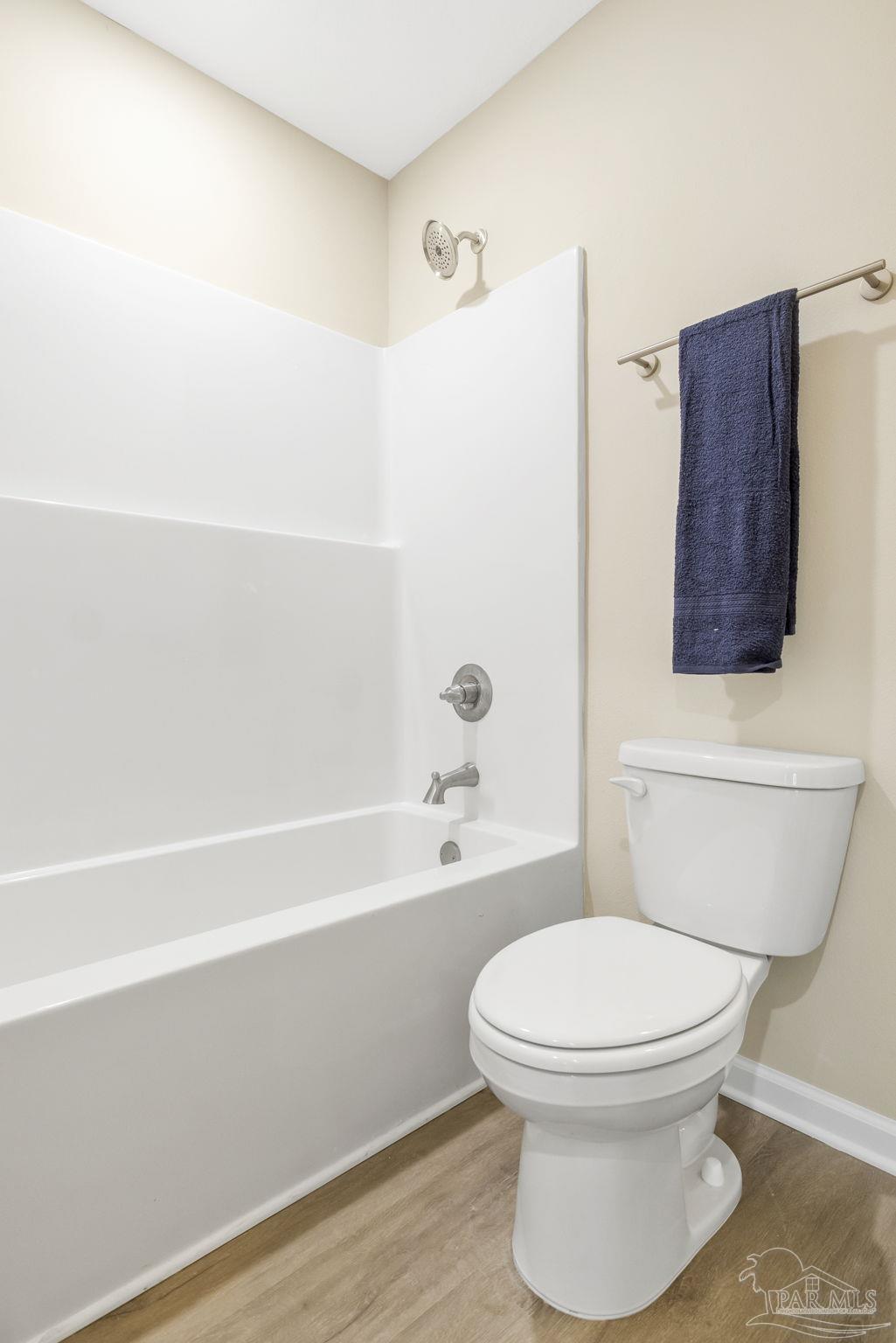 5597 Riviera Drive Milton, FL 32583 - Photo 24 of 47