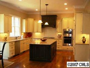 6120 Sharon Road Charlotte, NC 28210 - Photo 2 of 8 Gallery Image 2