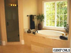 6120 Sharon Road Charlotte, NC 28210 - Photo 6 of 8 Gallery Image 6