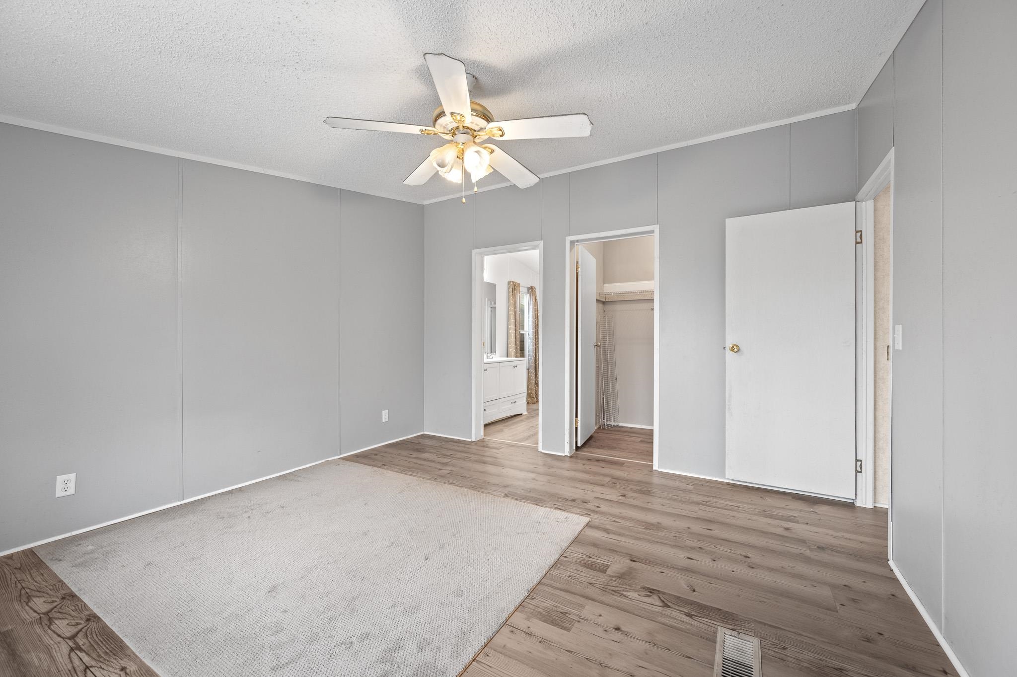 140 Garford Road Madison Heights, VA 24572 - Photo 14 of 32 a view of an empty room with wooden floor