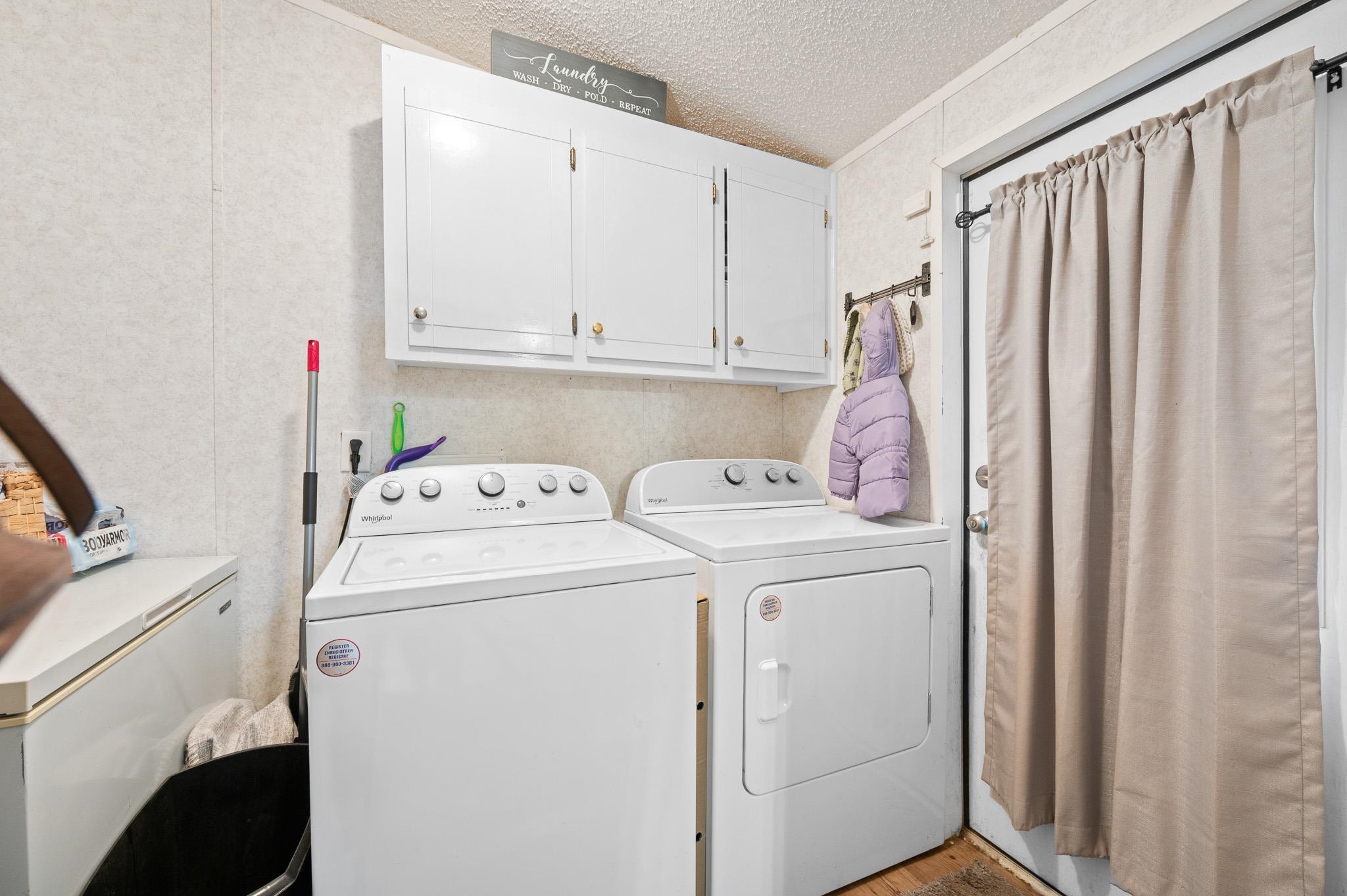 140 Garford Road Madison Heights, VA 24572 - Photo 26 of 35 a utility room with dryer and washer