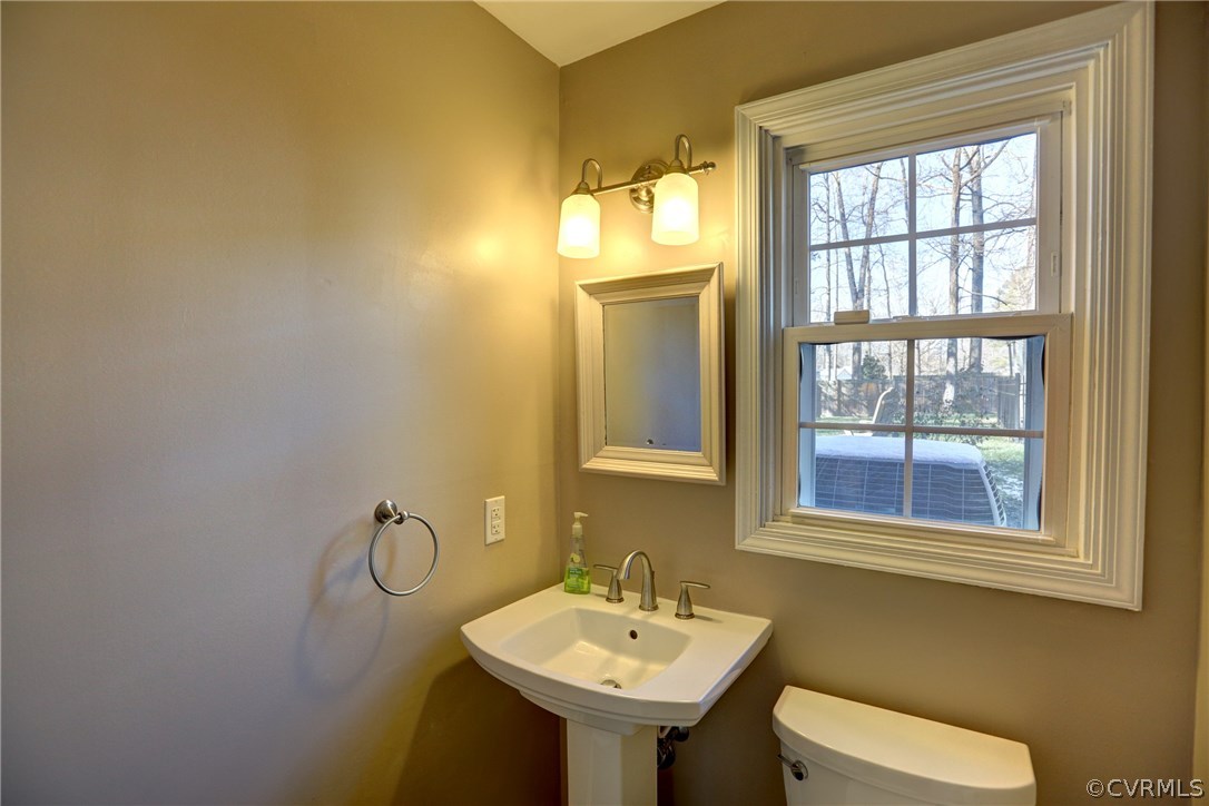 12330 Old Buckingham Road Midlothian, VA 23113 - Photo 18 of 43 Gallery Image 18
