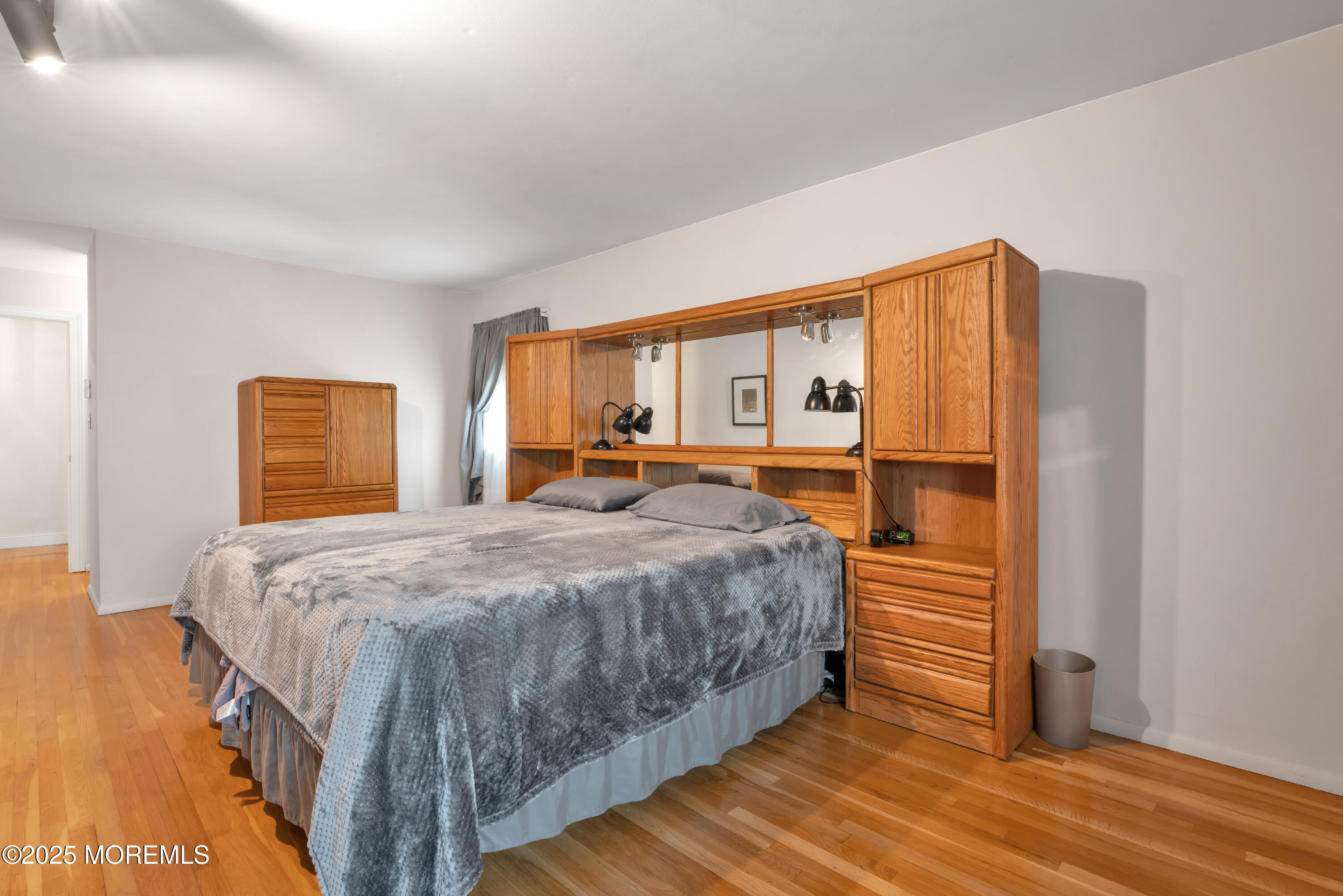 45 Regina Road Morganville, NJ 07751 - Photo 18 of 37 HOM05811