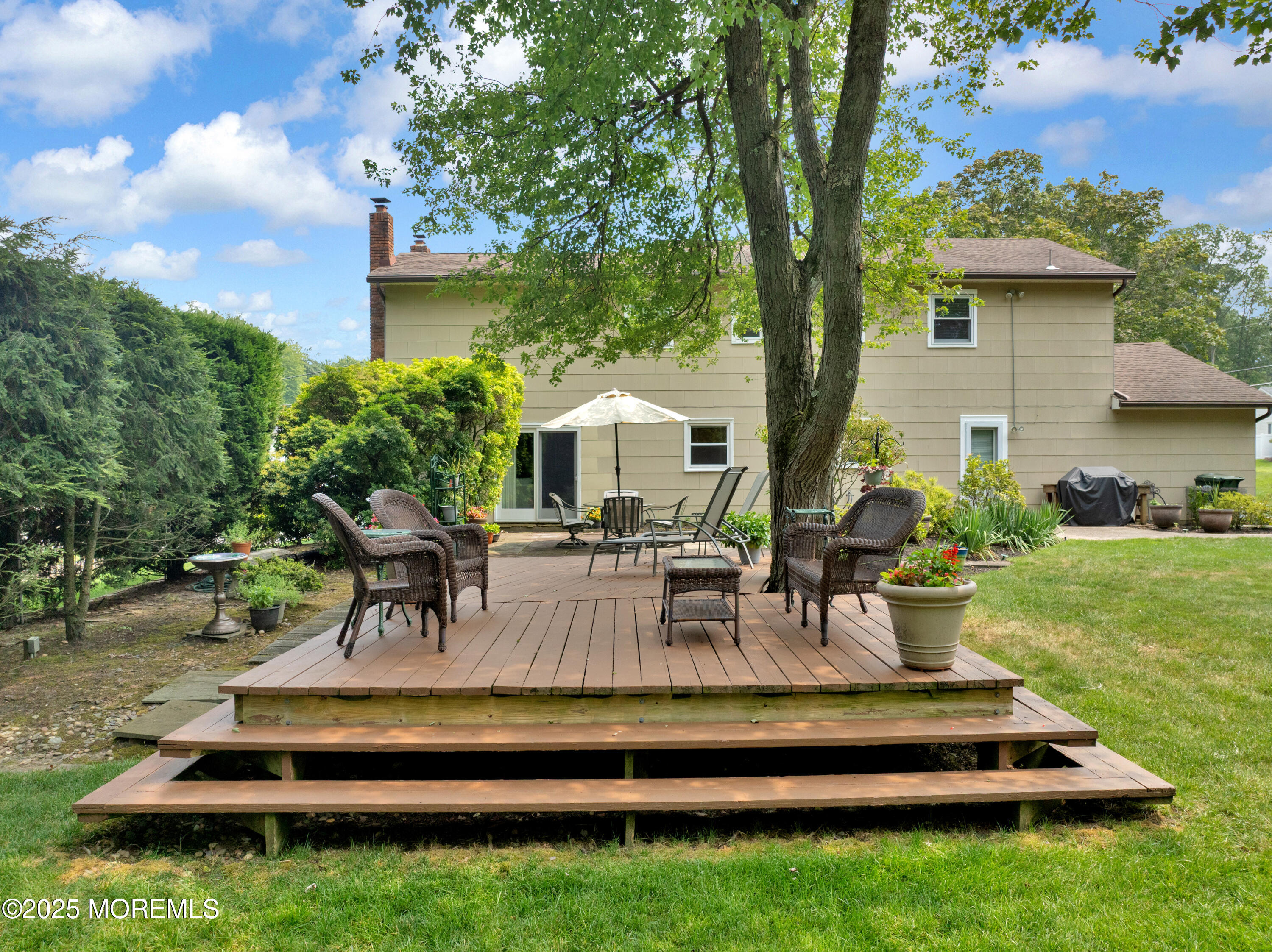45 Regina Road Morganville, NJ 07751 - Photo 27 of 37 DJI_0306
