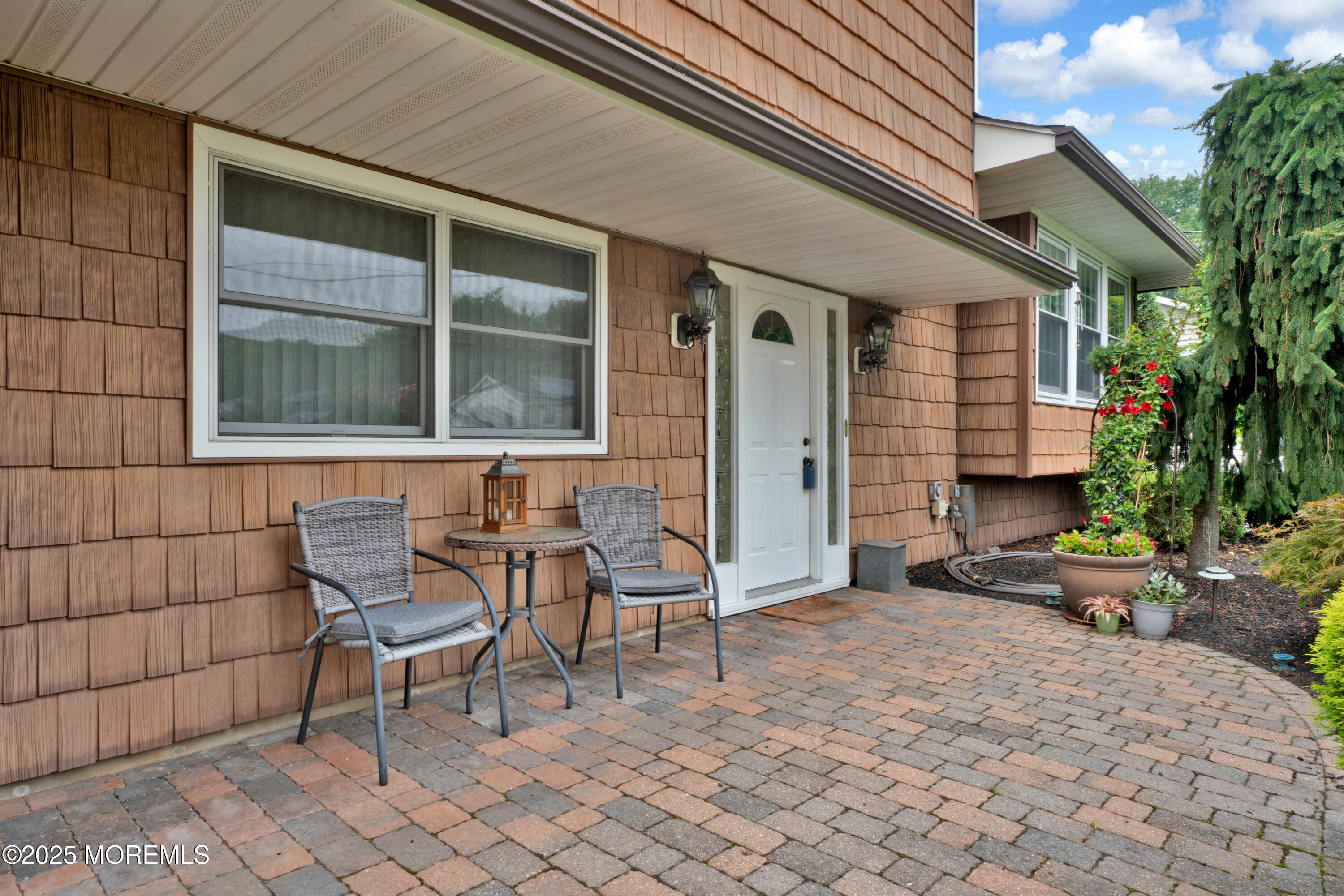 45 Regina Road Morganville, NJ 07751 - Photo 4 of 37 HOM05737