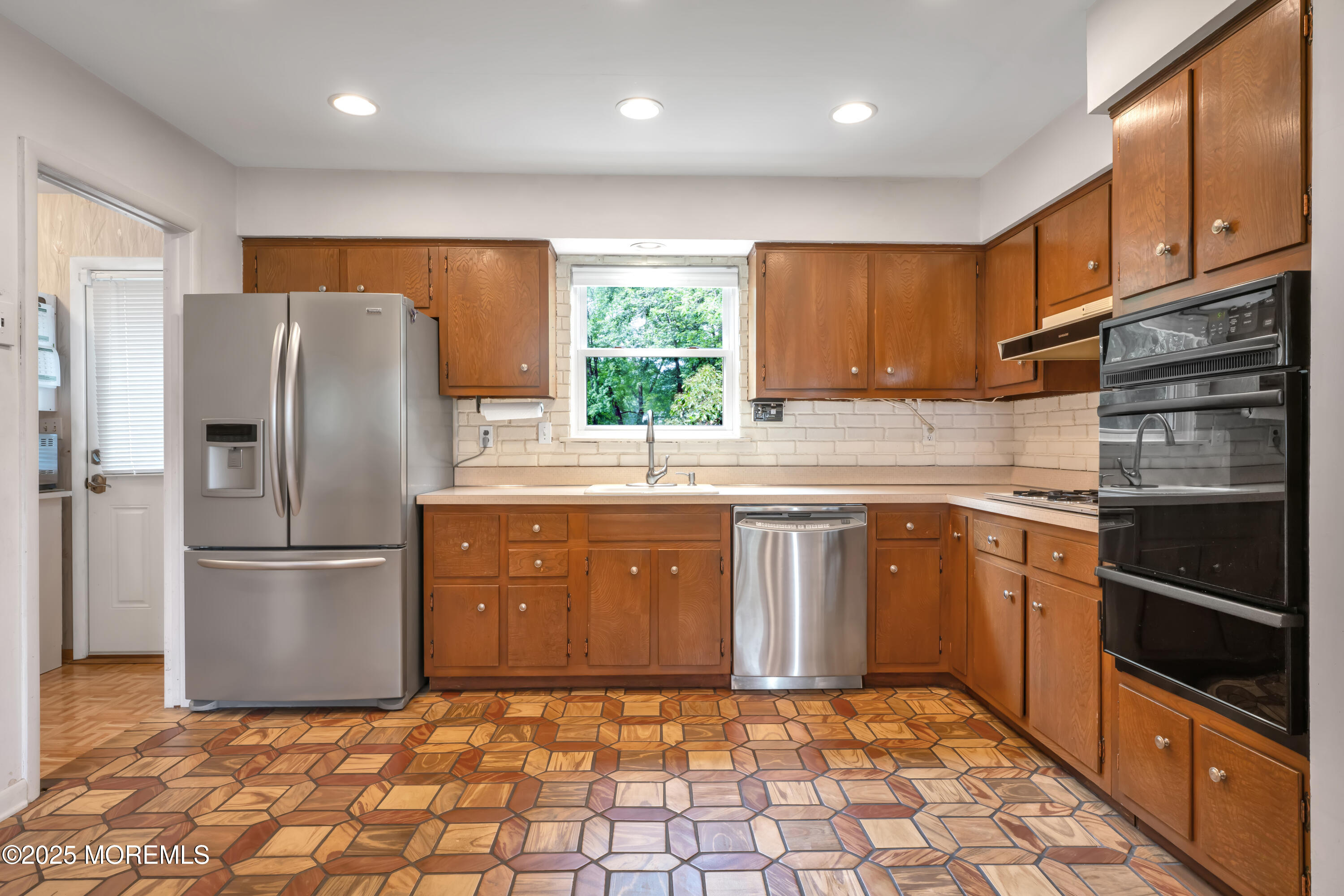 45 Regina Road Morganville, NJ 07751 - Photo 10 of 37 HOM05771