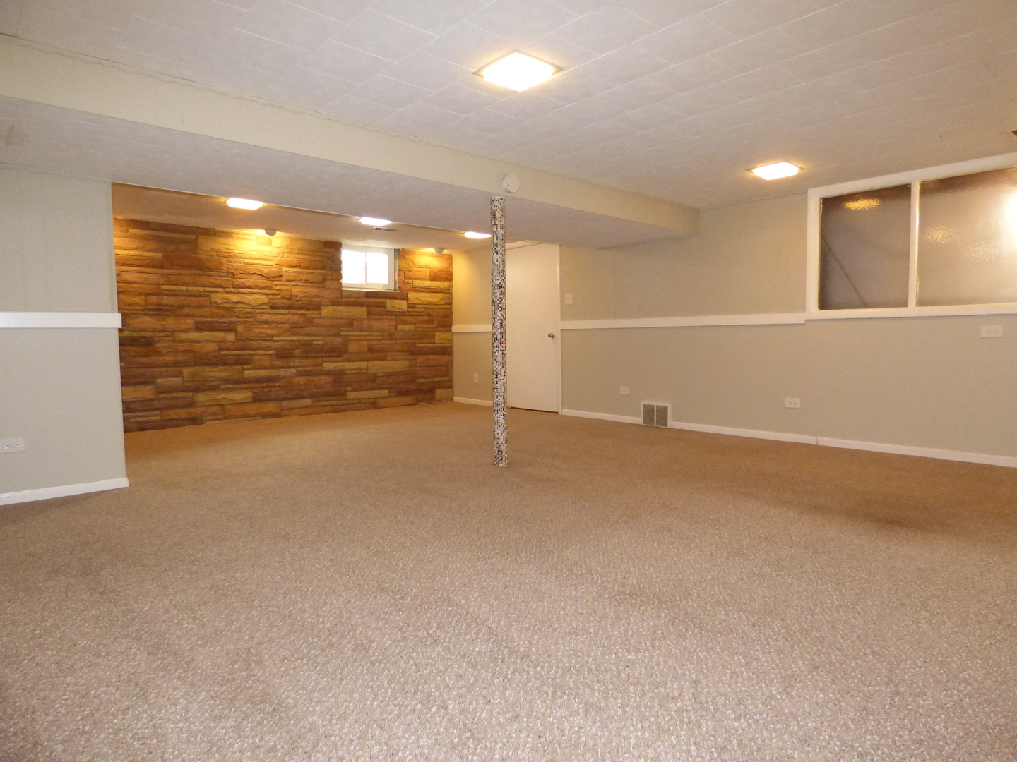 4N650 Church Road Bensenville, IL 60106 - Photo 12 of 18