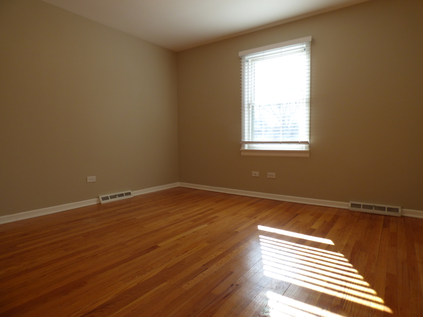 4N650 Church Road Bensenville, IL 60106 - Photo 9 of 18