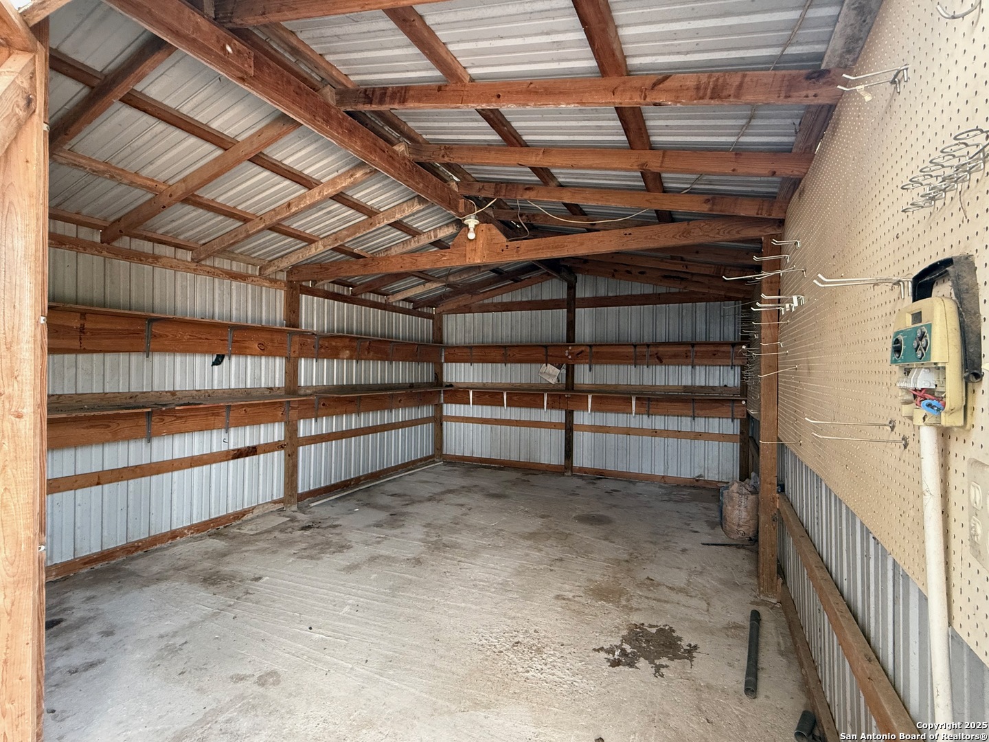 3274 Interstate 35, Unit 1 Natalia, TX 78059 - Photo 17 of 20