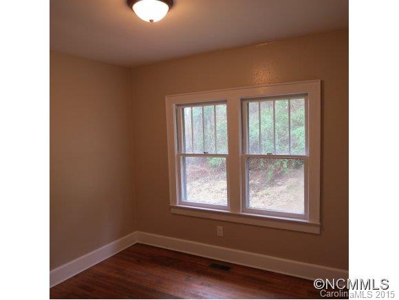 22 Short Sluder Branch Road Leicester, NC 28748 - Photo 11 of 15