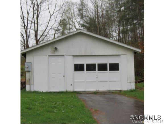 22 Short Sluder Branch Road Leicester, NC 28748 - Photo 15 of 15