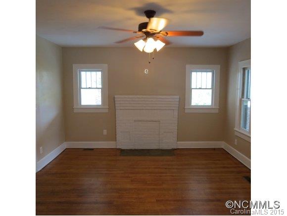 22 Short Sluder Branch Road Leicester, NC 28748 - Photo 3 of 15
