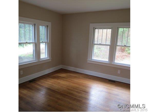 22 Short Sluder Branch Road Leicester, NC 28748 - Photo 5 of 15