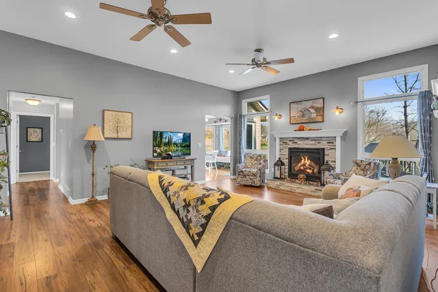 $485,000 | 3846 Nelson Drive, Jackson, MI 49203