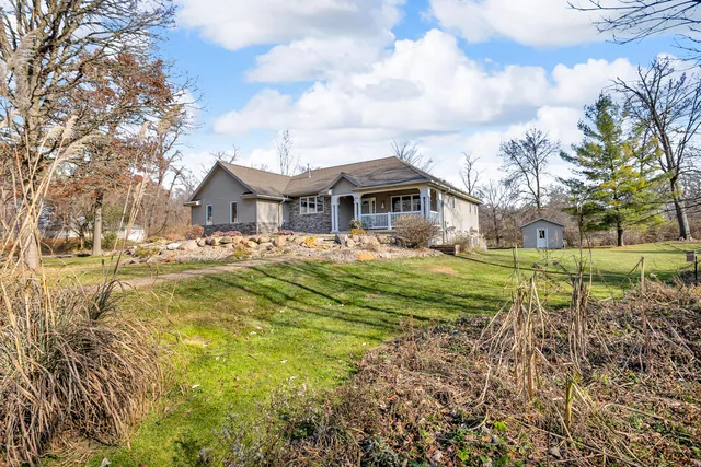 $485,000 | 3846 Nelson Drive, Jackson, MI 49203