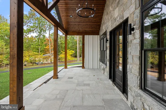 $1,200,000 | 5355 Hillside Drive, Warrenton, VA 20187