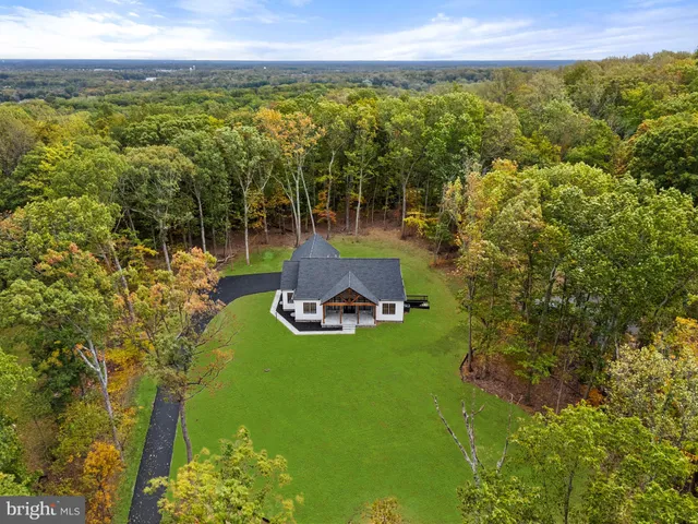 $1,200,000 | 5355 Hillside Drive, Warrenton, VA 20187