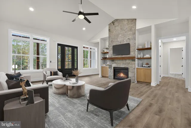 $1,200,000 | 5355 Hillside Drive, Warrenton, VA 20187