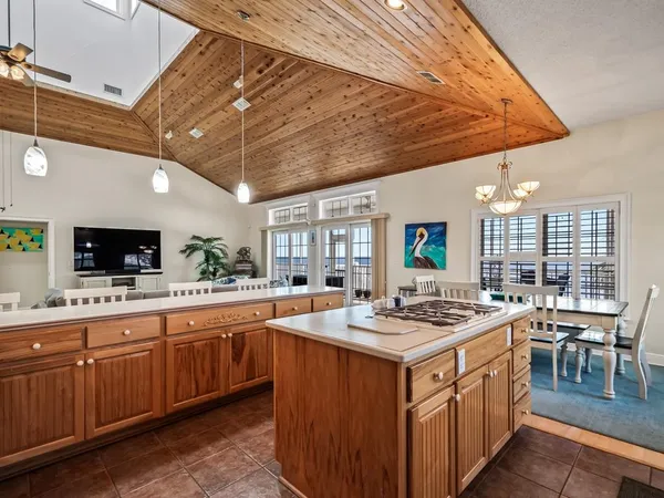 $1,199,000 | 1039 Gulfshore Boulevard, Alligator Point, FL 32346