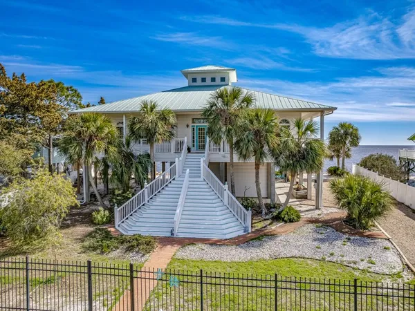 $1,199,000 | 1039 Gulfshore Boulevard, Alligator Point, FL 32346