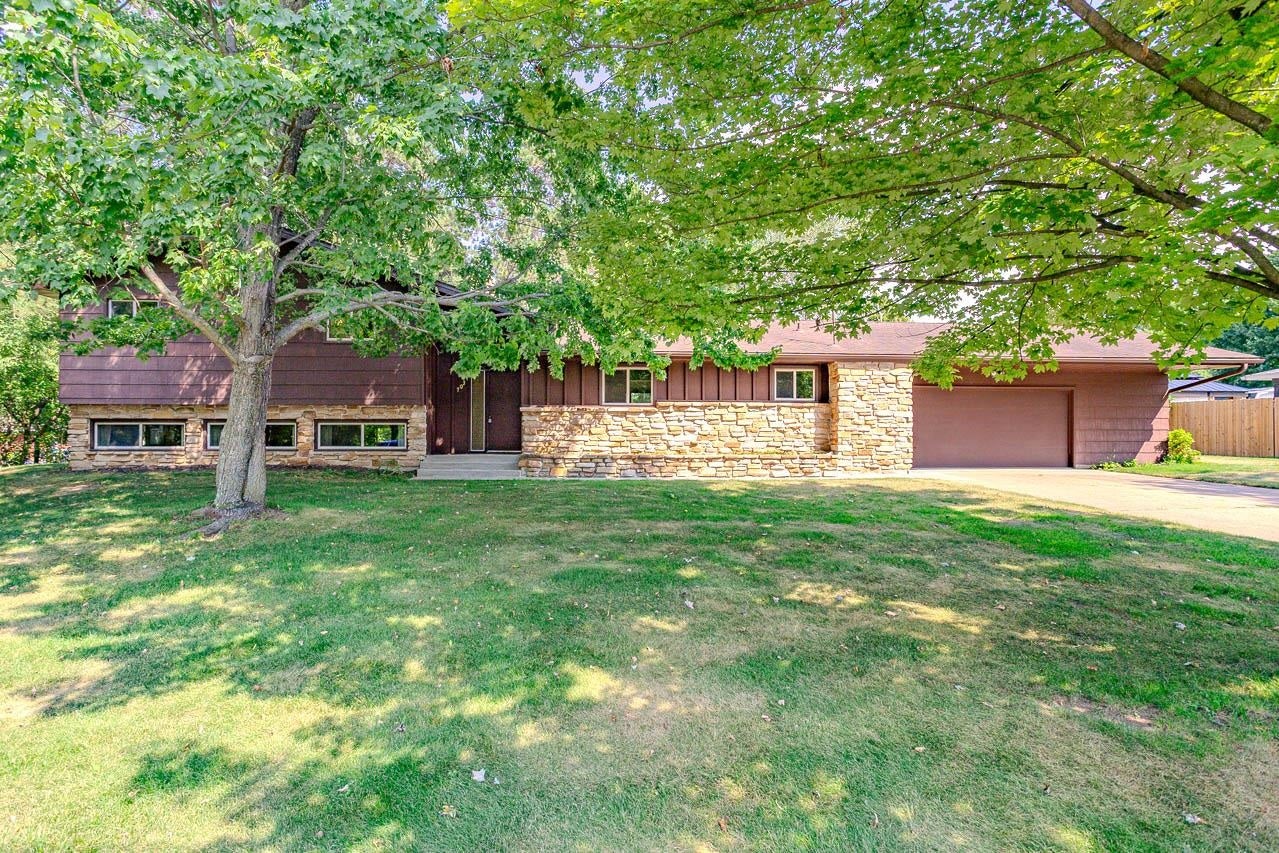 703 Urban Street Rothschild, WI 54474 - Photo 1 of 60 Gallery Image 1