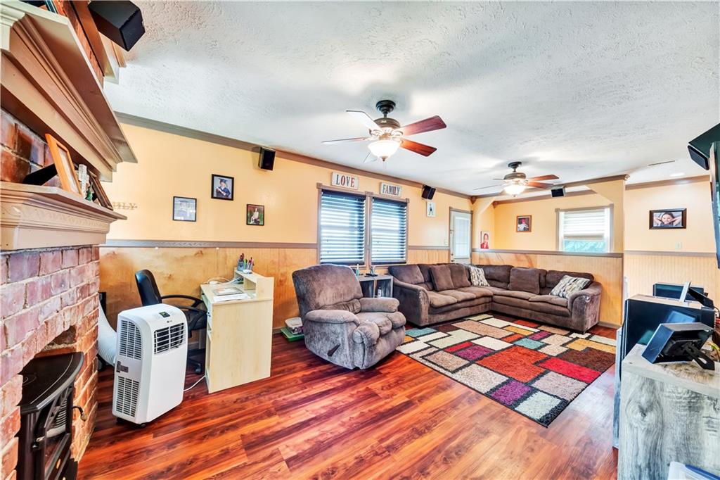 64 Price Road Presto, PA 15142 - Photo 11 of 18 Gallery Image 11