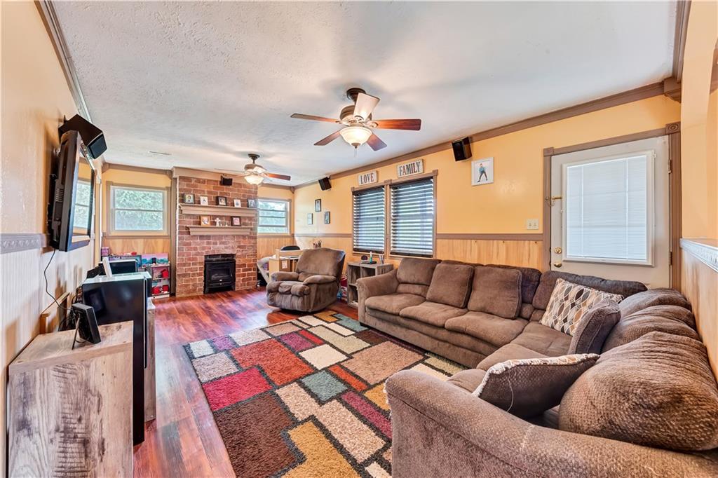 64 Price Road Presto, PA 15142 - Photo 13 of 18 Gallery Image 13