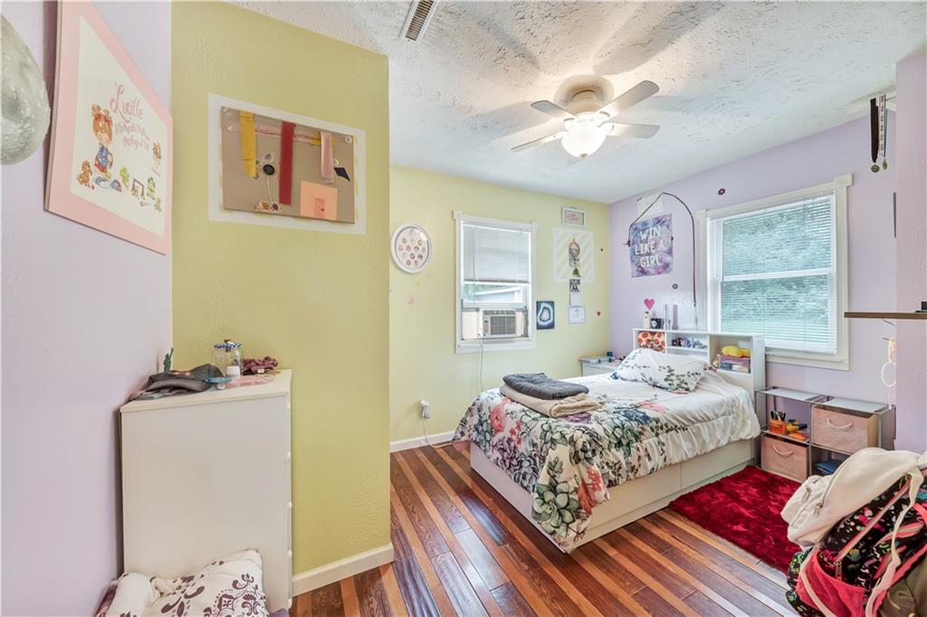 64 Price Road Presto, PA 15142 - Photo 4 of 18 Gallery Image 4