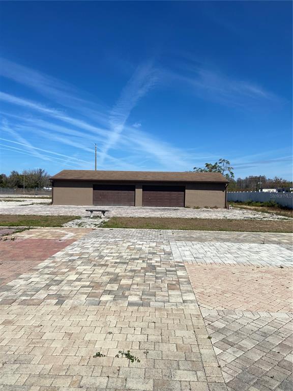 14103 Black Lake Road Odessa, FL 33556 - Photo 9 of 34