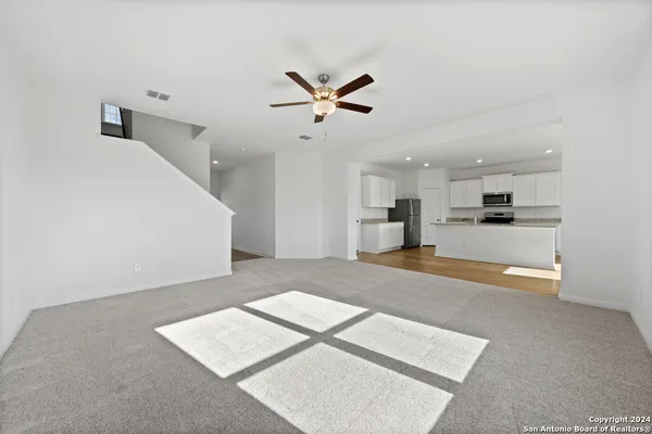 $2,390 | 11840 Luckey Villa, San Antonio, TX 78252