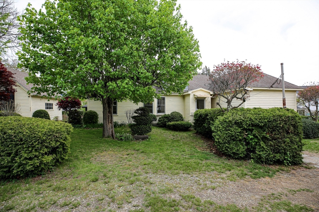 14 Hadwen Road Worcester, MA 01602 - Photo 34 of 40 Gallery Image 34
