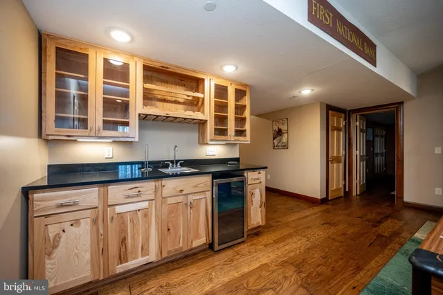 $1,395,000 | 19 Greenside Court, McHenry, MD 21541